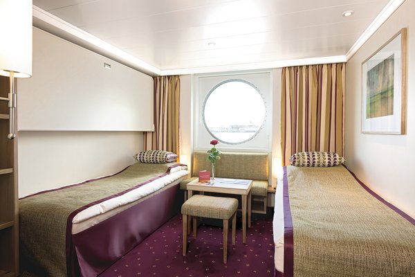 Inside view of the cabins in category S with an extra bed on the A-ROSA SILVA.